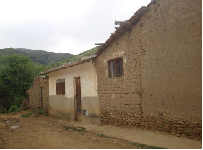 A typical dwelling and street in Moro Moro